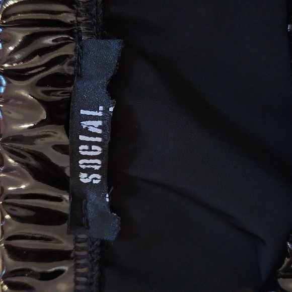 Hot Topic Social Collision Black Faux Leather Lace-Up Tiered Skirt - Picture 9 of 10